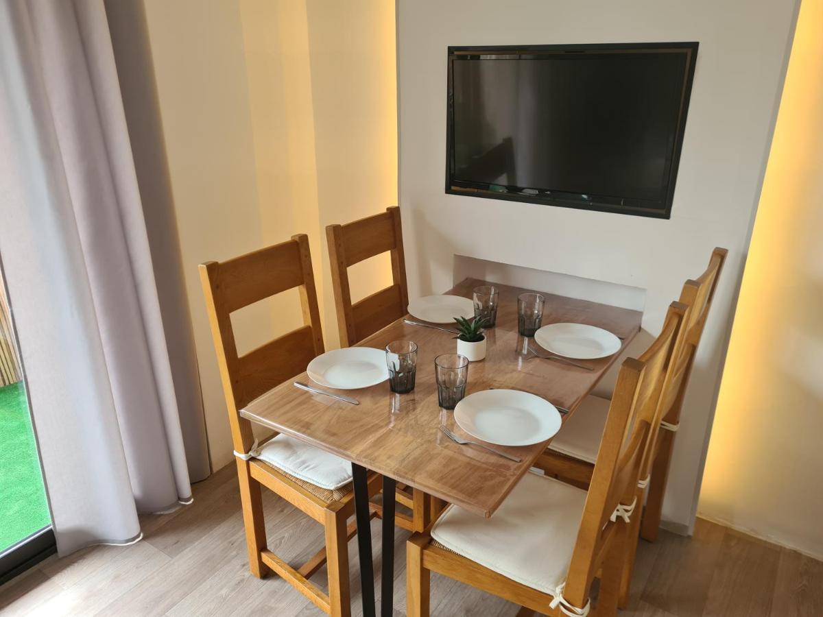 Appartement Mediterranee 150M De La Plage Canet-en-Roussillon Esterno foto